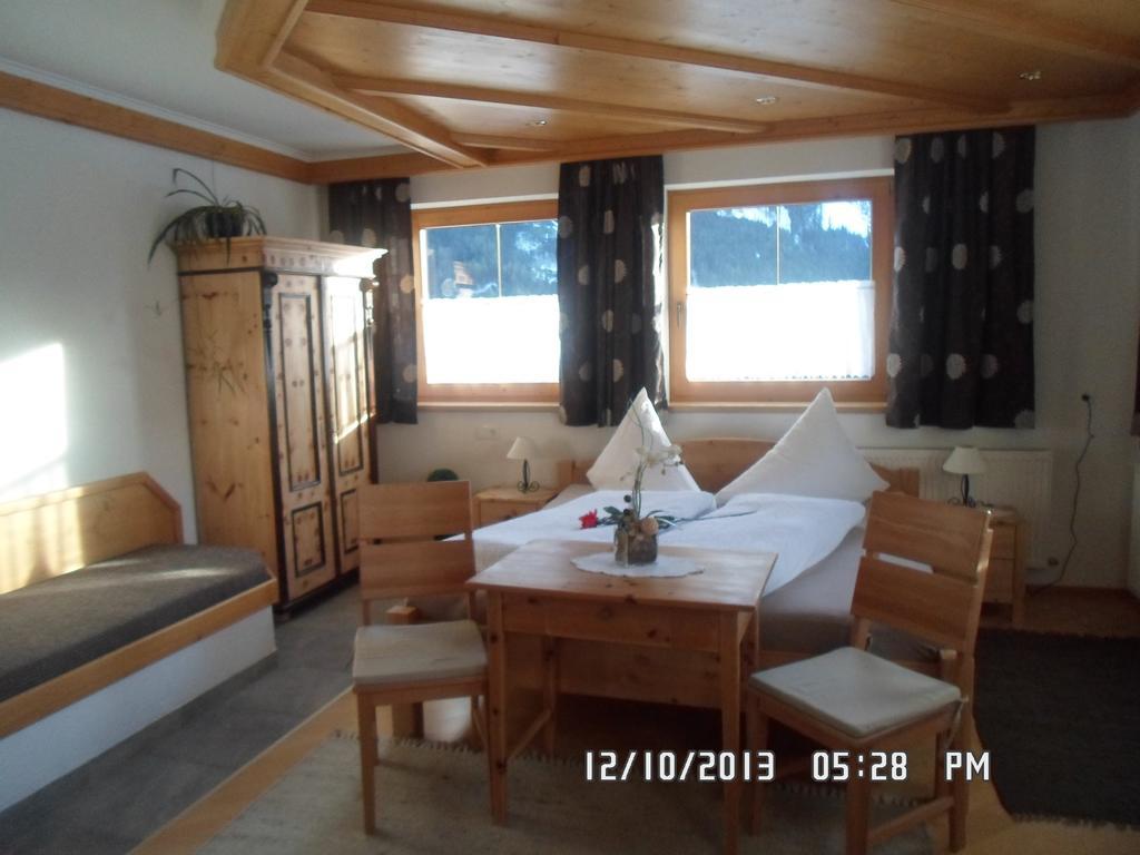 Haus Kroell Elisabeth Lejlighed Zell am Ziller Værelse billede